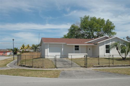 25811 Sw 132nd Ave, Homestead, FL, 33032-6966 | Card Image
