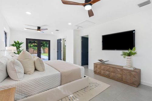 949 Lighthouse Dr, North Palm Beach, FL, 33408-4030 | Card Image