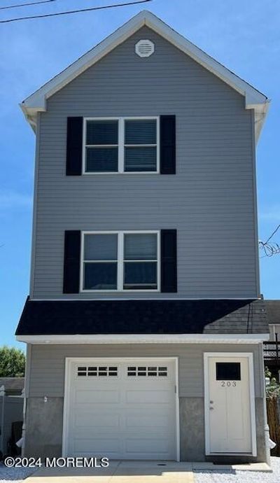 203 Sunset Avenue, House other with 3 bedrooms, 3 bathrooms and null parking in Port Monmouth NJ | Image 1