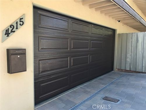  Saltillo Street, Woodland Hills, CA, 91364 | Card Image