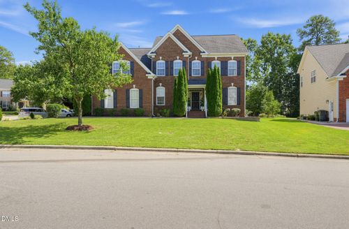 100 Drakeshire Ct, Morrisville, NC, 27560-9512 | Card Image