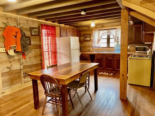 84 Granny Pratt Ln, Belvidere, TN, 37306-4051 | Card Image