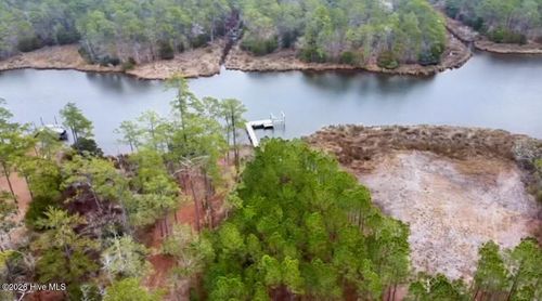 499 Tar Creek Rd, Oriental, NC, 28571-8637 | Card Image