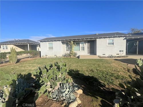 911 Park Ave, Calimesa, CA, 92320 | Card Image