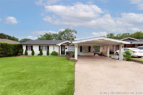 804 Pierce Ave, McAlester, OK, 74501-3816 | Card Image