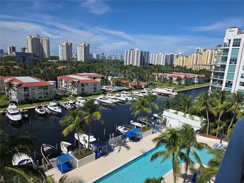 819-3029 Ne 188th St, Aventura, FL, 33180-2862 | Card Image