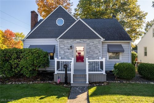 98 N 5th St, Rittman, OH, 44270-1368 | Card Image