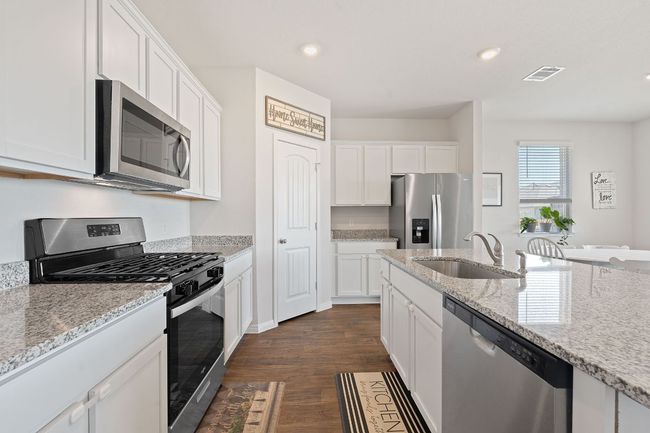 111 Evergreen Sumac Loop, House other with 4 bedrooms, 2 bathrooms and null parking in Kyle TX | Image 8