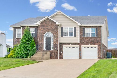 2774 Cascade Dr, Clarksville, TN, 37042-9526 | Card Image