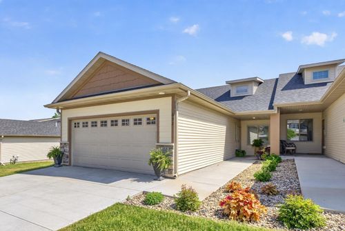 692 Shardlow Pl Ne, Byron, MN, 55920-1564 | Card Image