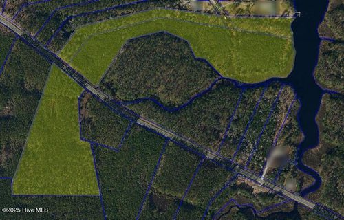 499 Tar Creek Rd, Oriental, NC, 28571-8637 | Card Image