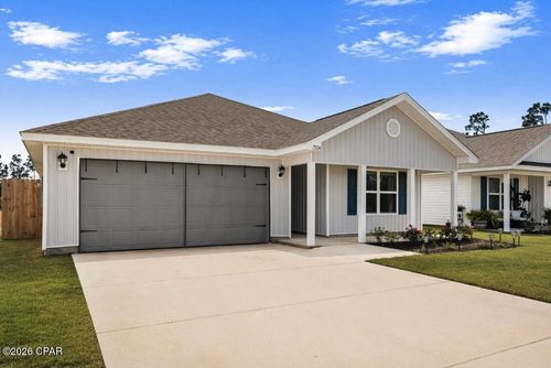 7504 Delancey St, Panama City, FL, 32404-5697 | Card Image