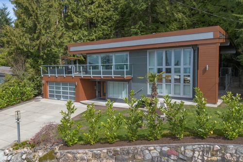 568 Palisade Dr, North Vancouver, BC, V7R2J1 | Card Image
