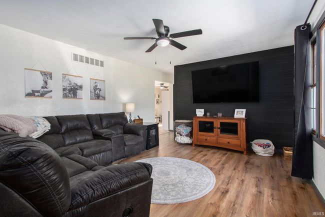 51822 Currant Rd, House other with 3 bedrooms, 2 bathrooms and null parking in Granger IN | Image 6