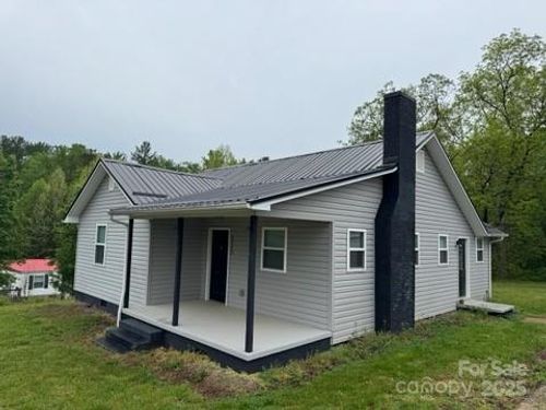 2342 Brookwood Dr, Valdese, NC, 28690-9510 | Card Image