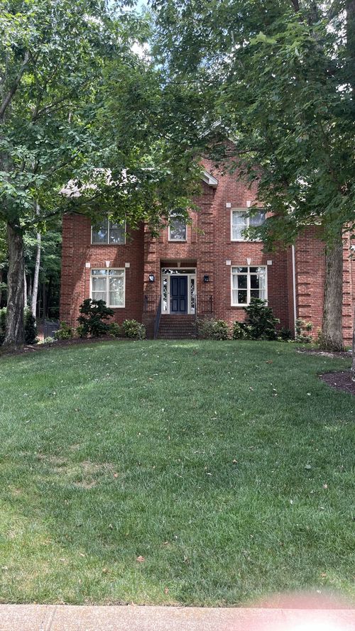 1562 Timber Ridge Dr, Brentwood, TN, 37027-8626 | Card Image