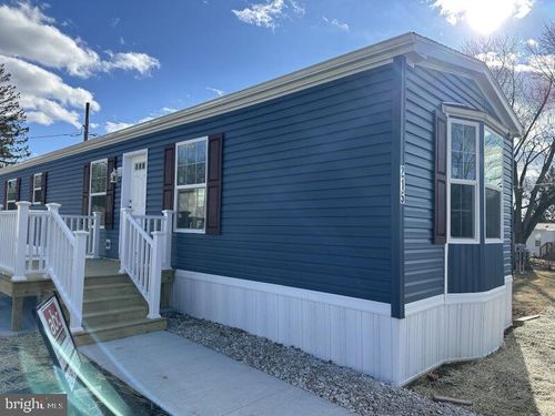 215 Jamie Ln, Parkesburg, PA, 19365 | Card Image