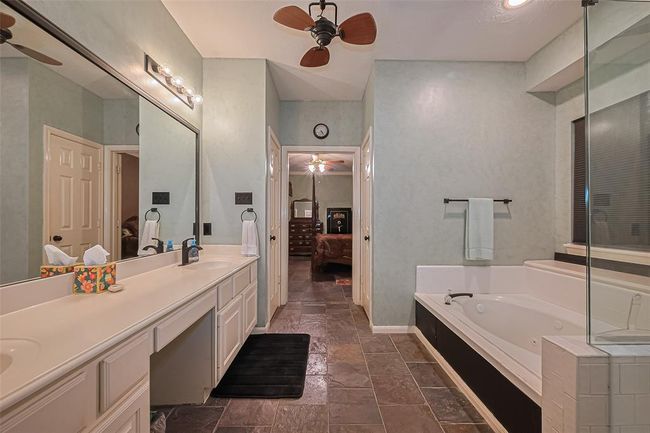 15014 Redbud Leaf Ln, House other with 4 bedrooms, 2 bathrooms and 3 parking in Cypress TX | Image 39