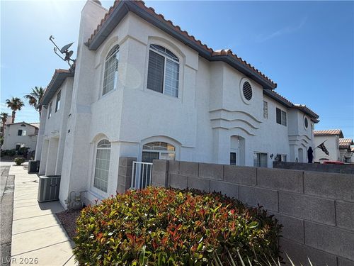 8200 Diamond Star Ct, Las Vegas, NV, 89145-3941 | Card Image