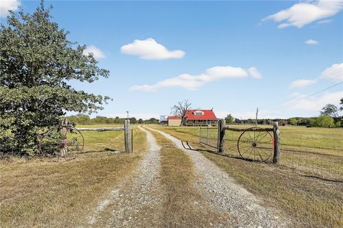 6052 County Road 157, Iola, TX, 77861-4556 | Card Image