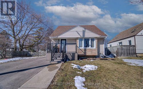98 Ballantyne Ave, Cambridge, ON, N1R2S5 | Card Image