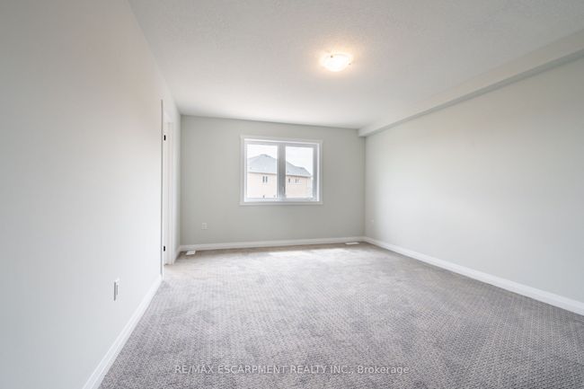 189 Lormont Blvd, House attached with 3 bedrooms, 3 bathrooms and 1 parking in Stoney Creek ON | Image 30