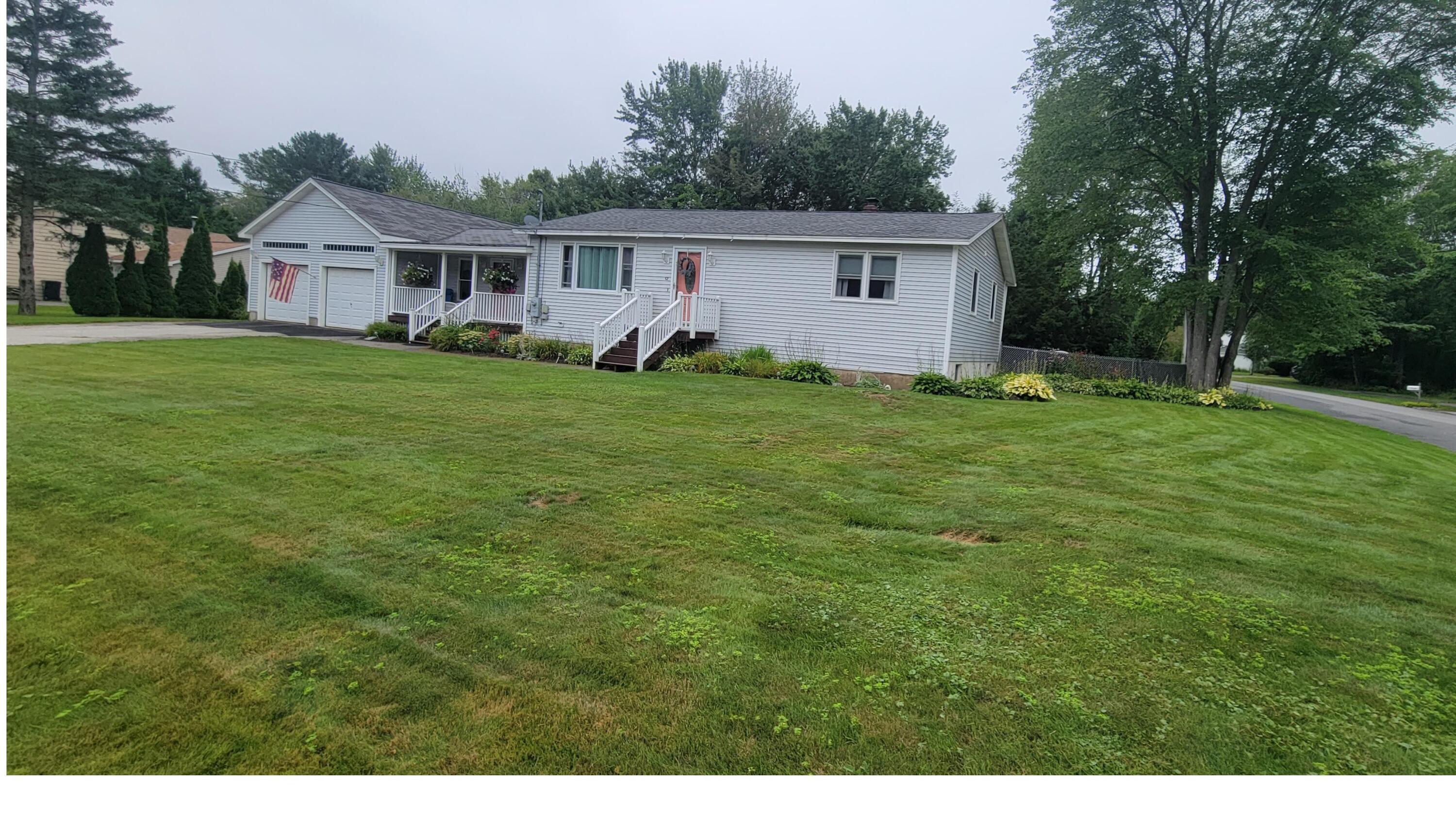 Saratoga Ave, Bangor, ME 04401