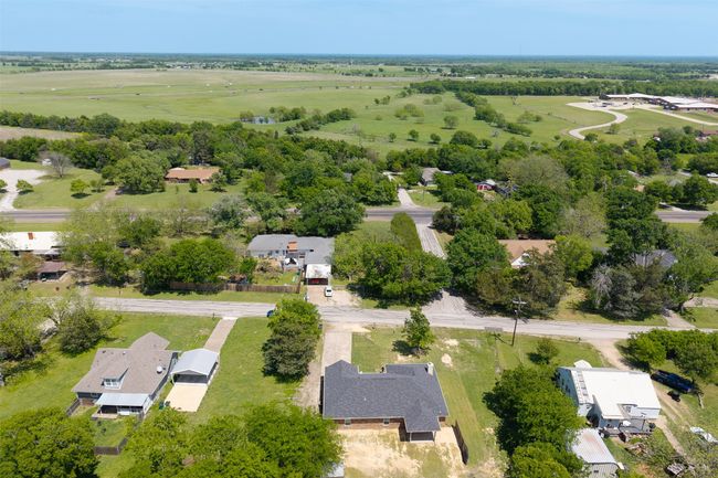 904 N Main St, House other with 3 bedrooms, 2 bathrooms and null parking in Kemp TX | Image 32