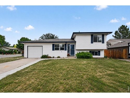 767 19th St Sw, Loveland, CO, 80537-7121 | Card Image