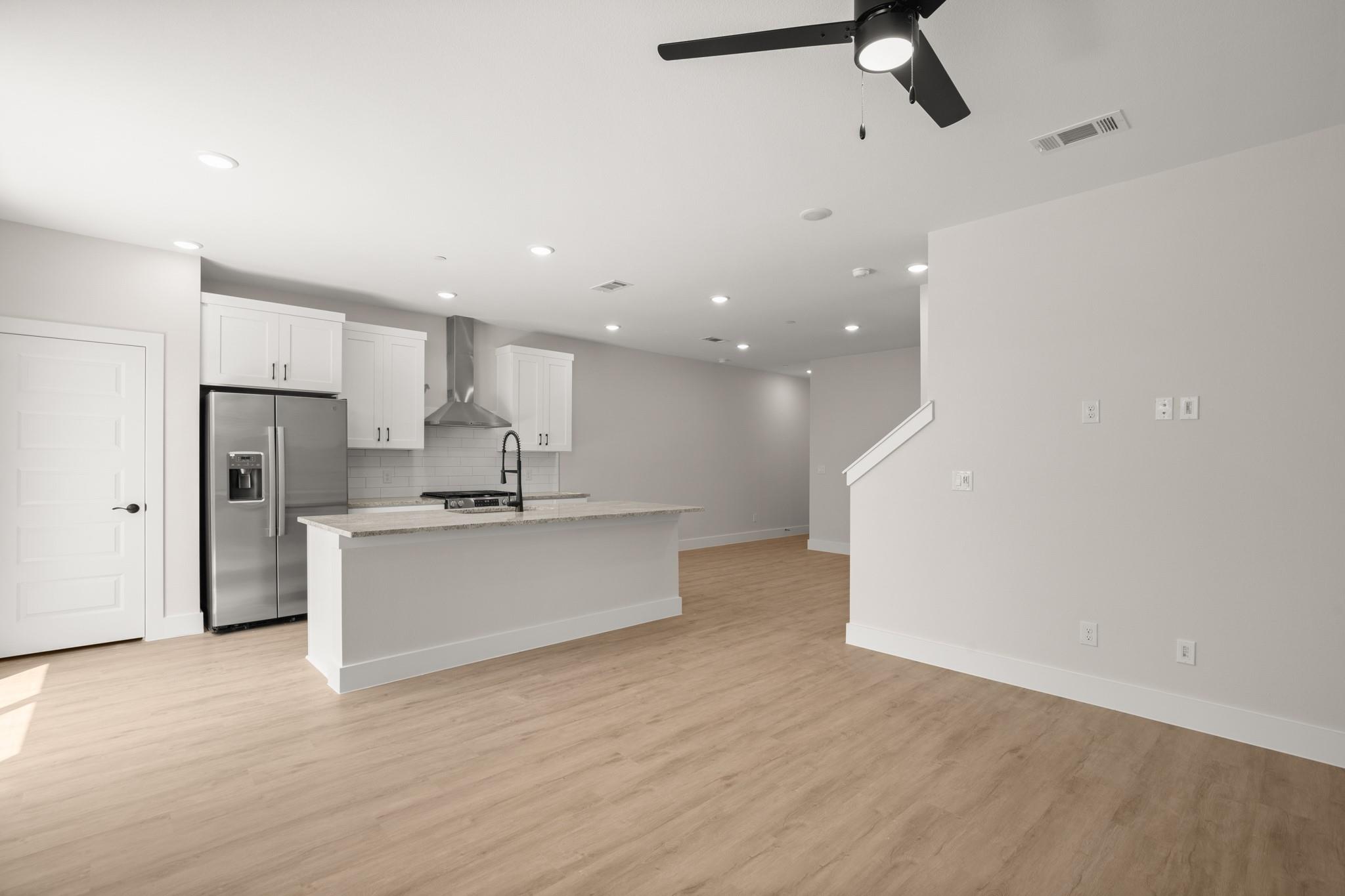 Residential Lease in Bee Cave 2