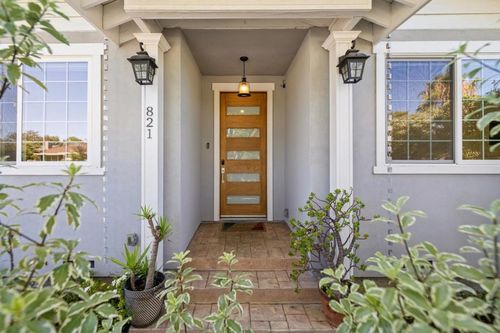 821 Mulberry Lane, Sunnyvale, CA, 94087 | Card Image