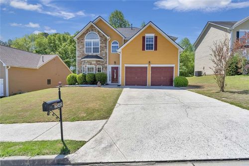 1040 Rockbass Rd, Suwanee, GA, 30024-6890 | Card Image