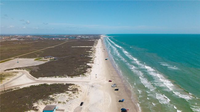 APT-105 - 14202 Encantada Ave, Townhouse with 3 bedrooms, 4 bathrooms and null parking in Corpus Christi TX | Image 19