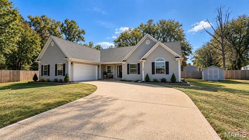 108 Bailey Renee Ct, Waynesville, MO, 65583-3448 | Card Image