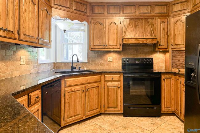 2108 Chapel Hill Rd Sw, House other with 4 bedrooms, 3 bathrooms and null parking in Decatur AL | Image 19