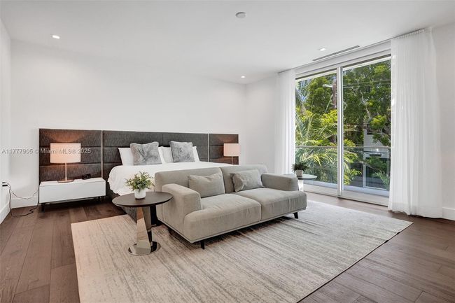 201 Buttonwood Dr, House other with 5 bedrooms, 7 bathrooms and null parking in Key Biscayne FL | Image 9