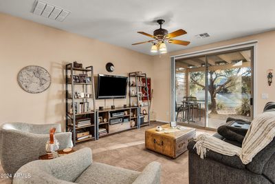 20566 N Lemon Drop Drive, Home with 2 bedrooms, 2 bathrooms and null parking in Maricopa AZ | Image 3