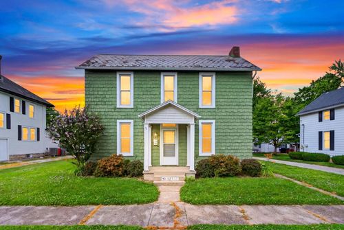 127 Walnut Street, Ashville, OH, 43103 | Card Image