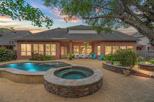 6115 Duke Trail Ln, Sugar Land, TX, 77479-4464 | Card Image