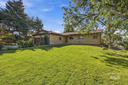 10201 Willis Rd, Middleton, ID, 83644-1120 | Card Image