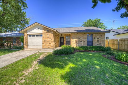 1917 Castle Gate Cir, San Marcos, TX, 78666-2221 | Card Image