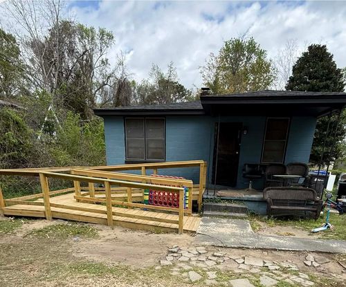 728 Eagle St, Mount Pleasant, SC, 29464-2602 | Card Image