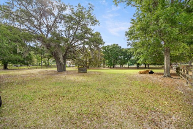 8587 Sw 34 Th Pl, House other with 5 bedrooms, 3 bathrooms and null parking in Ocala FL | Image 33