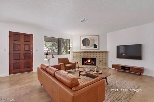 202-817 Rock Springs Dr, Las Vegas, NV, 89128-0638 | Card Image