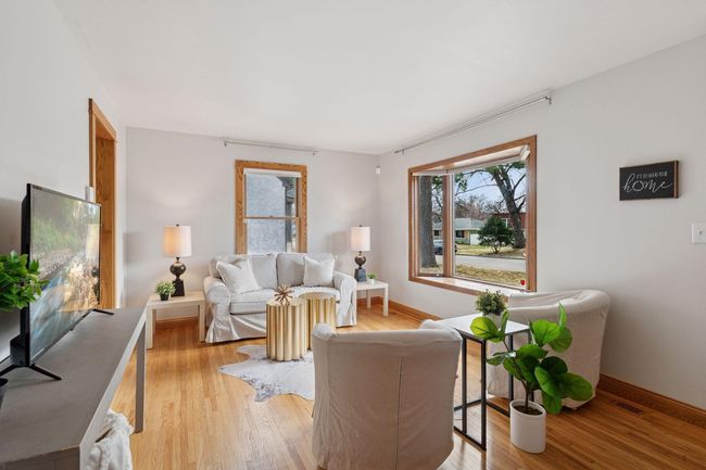 6825 Russell Ave S, House other with 2 bedrooms, 2 bathrooms and null parking in Richfield MN | Image 5