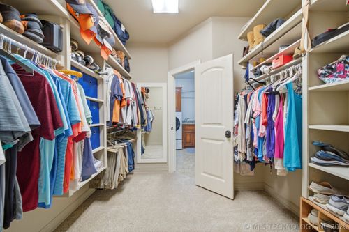 7726 Indian Ave, Tulsa, OK, 74132-2841 | Card Image