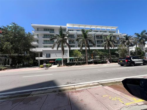 304-6080 Collins Ave, Miami Beach, FL, 33140-2215 | Card Image