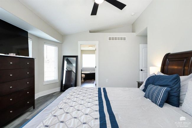 812 Fossilridge Dr, House other with 5 bedrooms, 3 bathrooms and null parking in Manhattan KS | Image 13