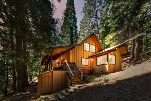 1167 Silver Tip Ln, Fish Camp, CA, 93623 | Card Image