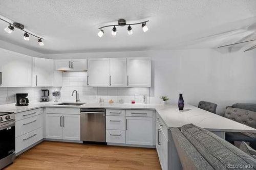 11a-745 S Alton Way, Denver, CO, 80247-1828 | Card Image